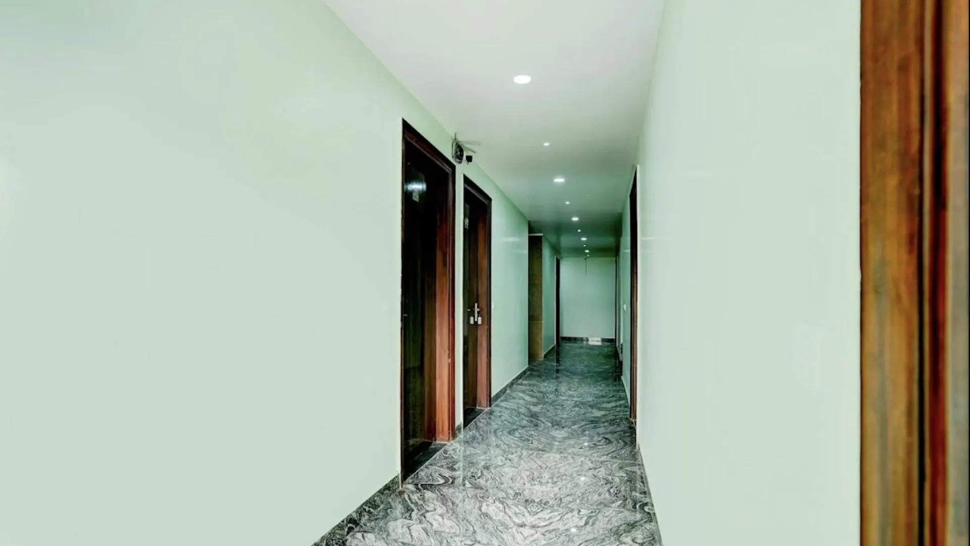 ***  Hotel Tanishq Ashiana Gurgaon India