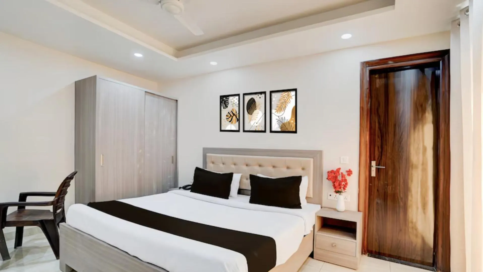 Hotel Tanishq Ashiana Gurgaon India